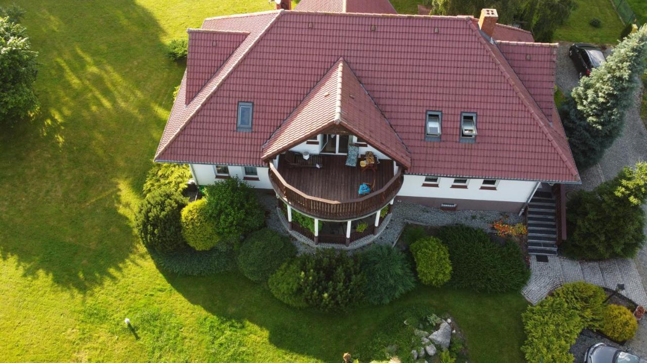 Pokoje Goscinne Dolina Czerwienia Preseka Exterior foto